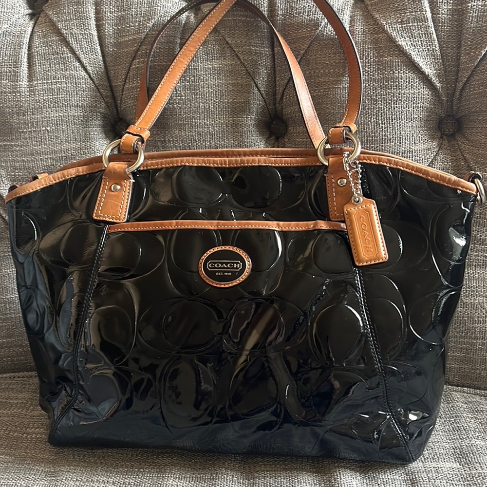 Pretty Coach patent leather purse